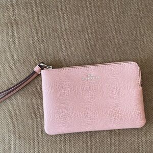 Coach Blush small Pink Wristlet